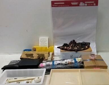 (3) 25"x30" Easel Pads. Tin Bread Box. Art Storage Supply Trays. (12) Small Drink Glasses. Bear Blanket. +More.