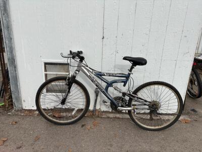 Mongoose Ledge 2.1 Mountain Bike, 26" Wheels, Full Suspension