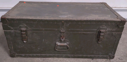 32"x 16&frac12;"x 13&frac12;" 1948 (Green) Vintage Military Footlocker-Purves Manufacturing