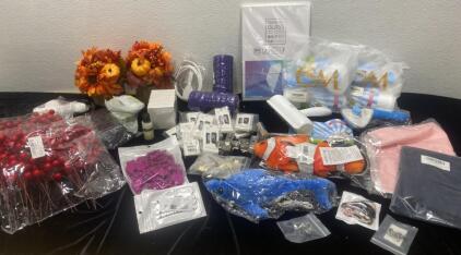 Cat Toys / New Pet Hair Removal (3) / Cat Collar / Decorations and Much More