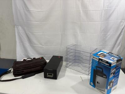 Vector Mini Fridge VEC233, Portable Cooler & Warmer, 12V/120V, Thermoelectric