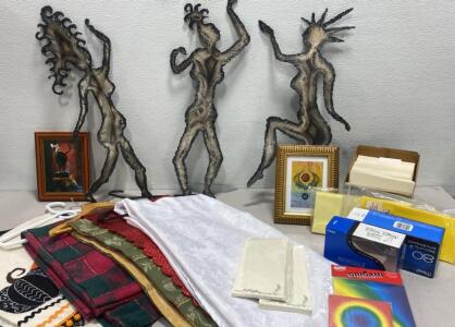 Metal Art Sculptures 24&rdquo; Tall (3) / Table Runners / Envelopes