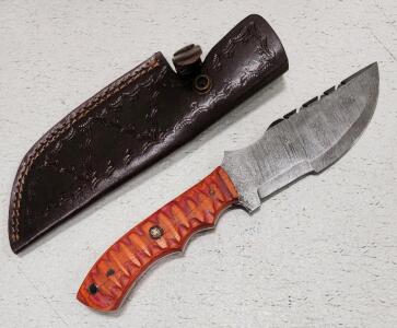 (1) Damascus Steel Tracker Knife With Wood Handle W/ Sheath