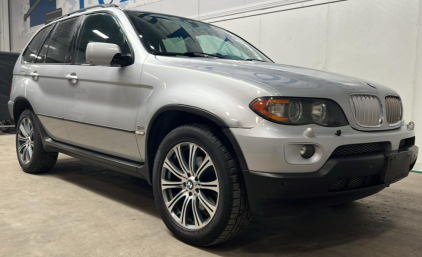2004 BMW X5 - AWD!