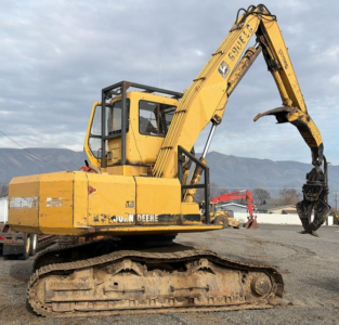 1990 John Deere 690ELC Crawler Excavator with Grapple Attachment Serial # DW690EL544224 - 15,730 HRS - RUNS