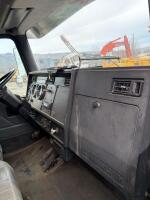 1998 Kenworth T300 Service Truck, 32,000 lbs GVWR, Hydraulic Crane, Honda Air Compressor - 21