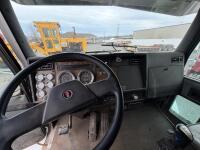 1998 Kenworth T300 Service Truck, 32,000 lbs GVWR, Hydraulic Crane, Honda Air Compressor - 23