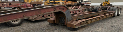 1975 General Lowboy Trailer, 2 Axles, Hydraulic Lines, Steel - 60 Tons