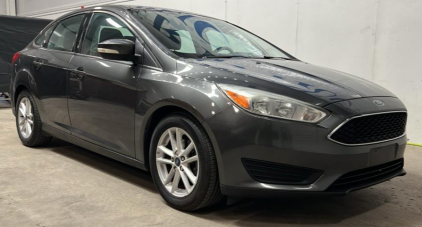 2016 FORD FOCUS - LOW MILES!