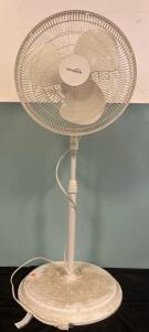 Homepointe Oscillating Fan 18&rdquo;W x 44&rdquo;H