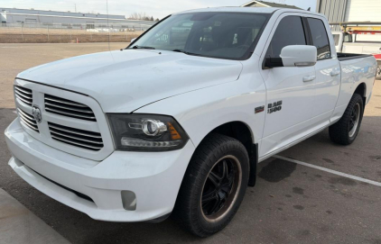 2014 RAM 1500 SPORT - 4X4!