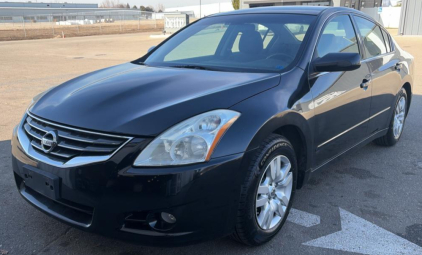 2012 NISSAN ALTIMA - RUNS WELL