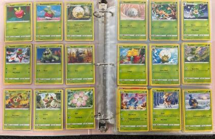 (160+ cards) Pok&eacute;mon Trading Card Collection, Mixed Series, Energy and Pok&eacute;mon