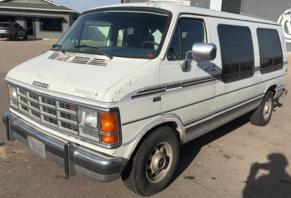 1993 DODGE RAM VAN B250