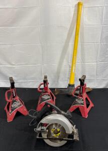 Skilsaw 5125 Circular Saw, 2 HP Motor, 6.5" Blade, Corded, (1) Gardening Tool