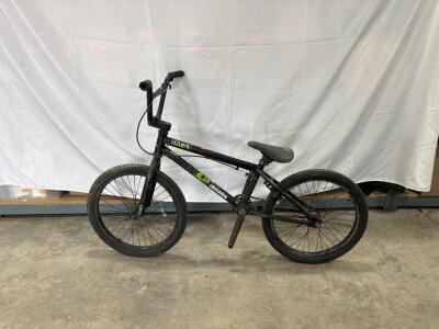 Haro Leucadia BMX Bicycle, 20" Wheels, Black with Green Accents