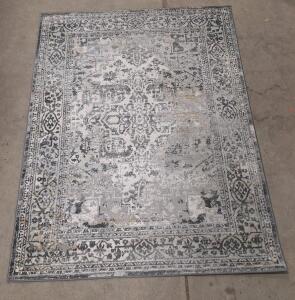 (1) Gertmenian Quattro Collection 5 x 7 Foot Area Rug