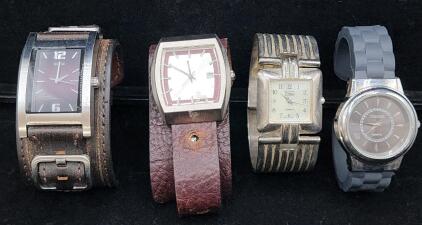 (1) Guess Men's U0281G1 Brown Leather Cuff Analog Watch (1) Wilson's Leather Men's Analog Watch (1) Vivani Women's Quartz Watch (1) Terner Quartz Analog Watch