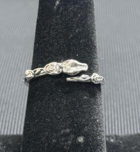 (1) 925 Silver Snake Necklace