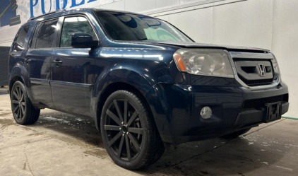 2011 HONDA PILOT - 3RD ROW SEATING!