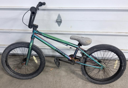 PLURAL BMX Bicycle, Iridescent Green/Purple, 20" Wheels, Single-Speed