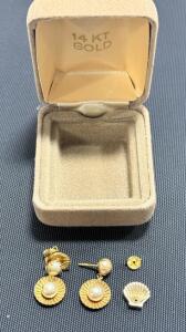 Set Of Pearl Earrings Stamped 10k- Unable To Verify