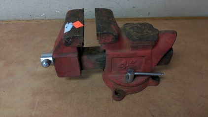 4" Bench Clamp