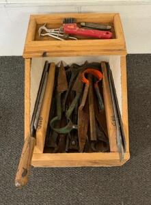 ORGANIZED Horse Hoof Care and Horeshoeing tools!!