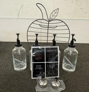 Kitchen Decor!! In original packaging!!