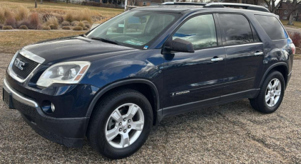 2008 GMC ACADIA - AWD!