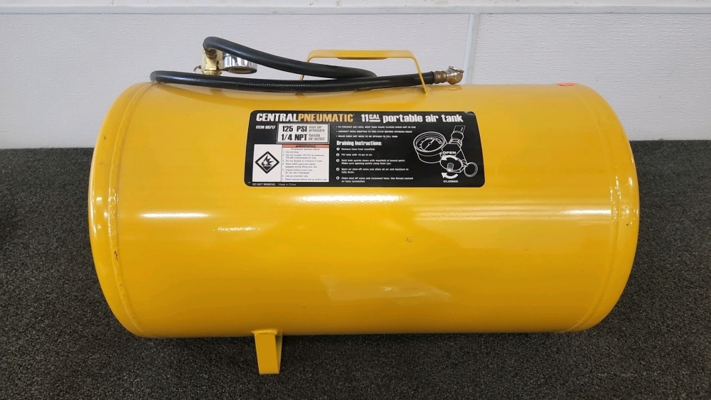 Central Pneumatic 11Gallon Portable Air Tank