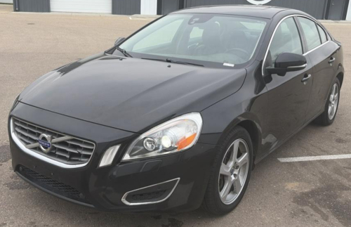 2013 VOLVO S60 - HEATED SEATS - LEATHER INTERIOR