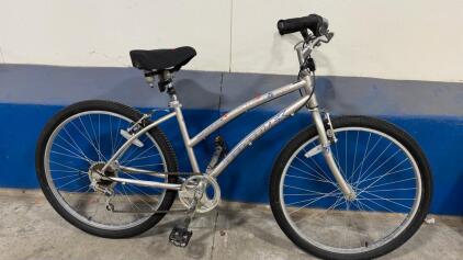 26&rdquo; Innsbruck Comfort Tek Bike (Silver And Blue)