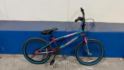 20&rdquo; Genesis Bike (Blue And Purple)