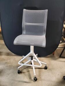 Herman Miller Setu Stool, Mesh, Gray/White, Height Adjustable, Footrest Ring 24x24x45 inches (61x61x114 cm