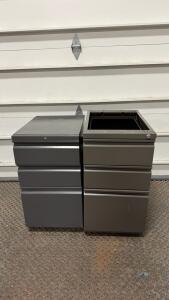 (2) Metal Filing Cabinet -15&rdquo;Lx29&rdquo;Wx27&rdquo;H