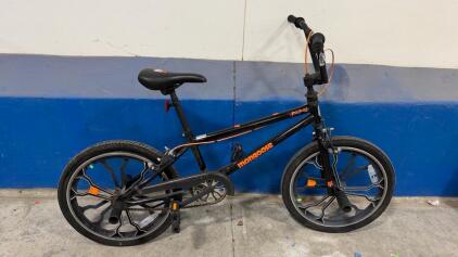 20&rdquo; Mongoose Rebel Bike (Black And Orange )