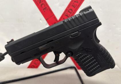 Springfield Armory XD-S 40, 40 S&W Caliber, 3.3" Barrel, Serial: S3504911