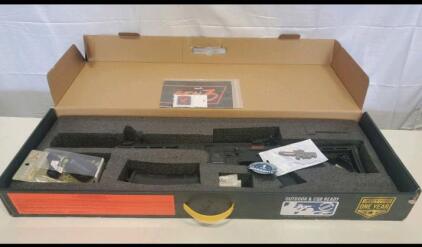 Brand New Lancer Tactical Gen 3 Airsoft Gun