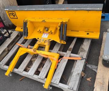 MB Heavy Duty 5&rsquo; Snow Plow