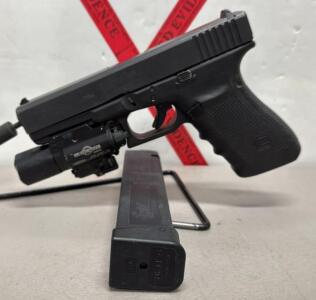 Glock 20 Gen 4 10mm Auto, SureFire X400 Ultra Tactical Light, SN: BCKN910