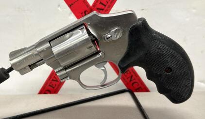 Smith & Wesson Model 940 Revolver, 9mm Parabellum, Stainless Steel