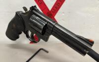Smith & Wesson Model 586 Revolver, .357 Magnum 4" Barrel - 5