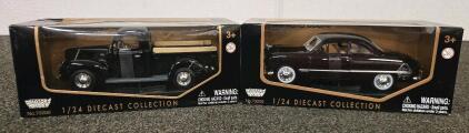 (2) Motormax 1/24 Die-Cast Collection Model Vehicles