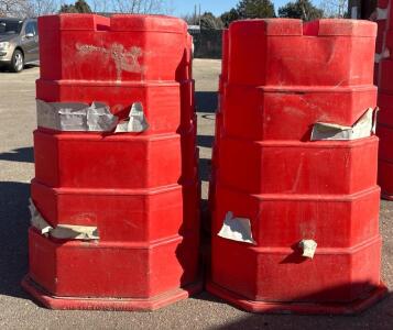 4 Large Orange Traffic Cones 25&rdquo;x20&rdquo;x36.5&rdquo;