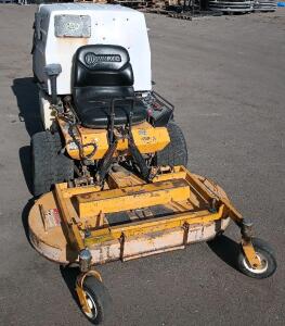 Walker Zero-Turn Commercial and Lawn Mower With 10-Bushel Grass Catcher 48" Wide Mowing Deck