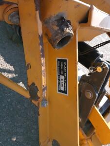 Walker Mfg. Company Yellow Hydraulic Angle Snow Plow Attachment 5 Feet Wide x 19" Tall