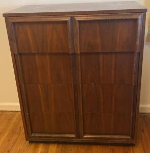 (OFFSITE) Dresser Drawers - 42x34x19