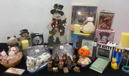 Bear Nativty Scene / Porcelain Cat / Holiday Decor / Unused Puzzle and so Much More