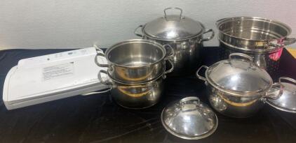 FoodSaver V2830 ( Powers On ) / Belgique Pots and Strainers